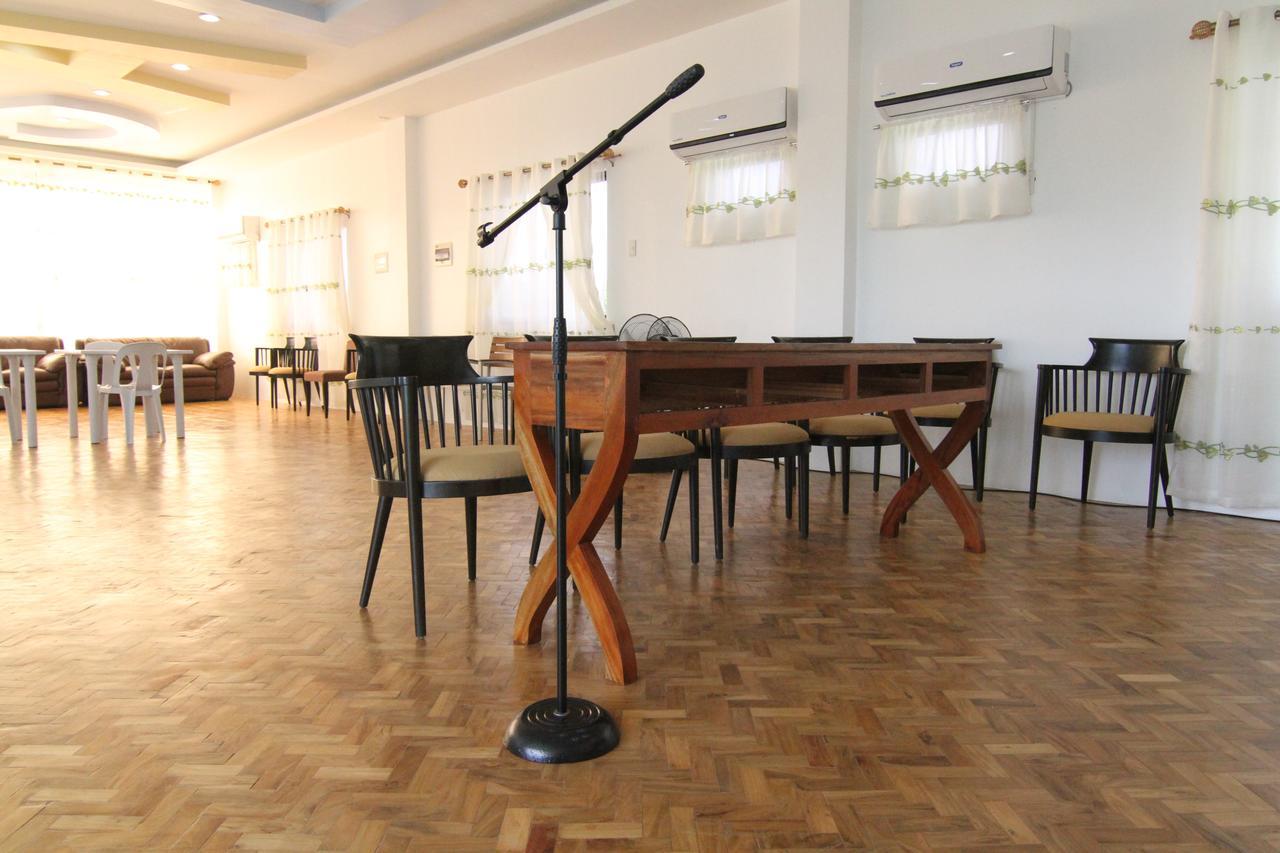 Ralphseej Pension House Moalboal Ngoại thất bức ảnh