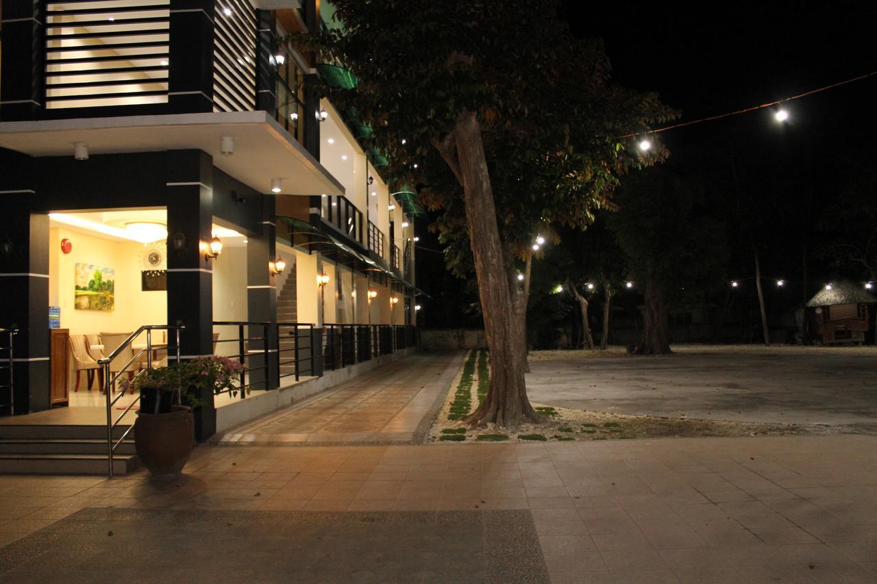 Ralphseej Pension House Moalboal Ngoại thất bức ảnh