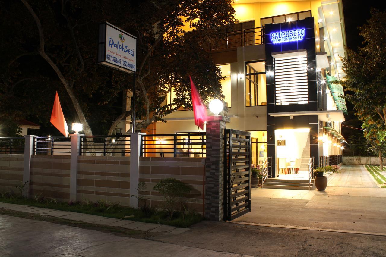 Ralphseej Pension House Moalboal Ngoại thất bức ảnh